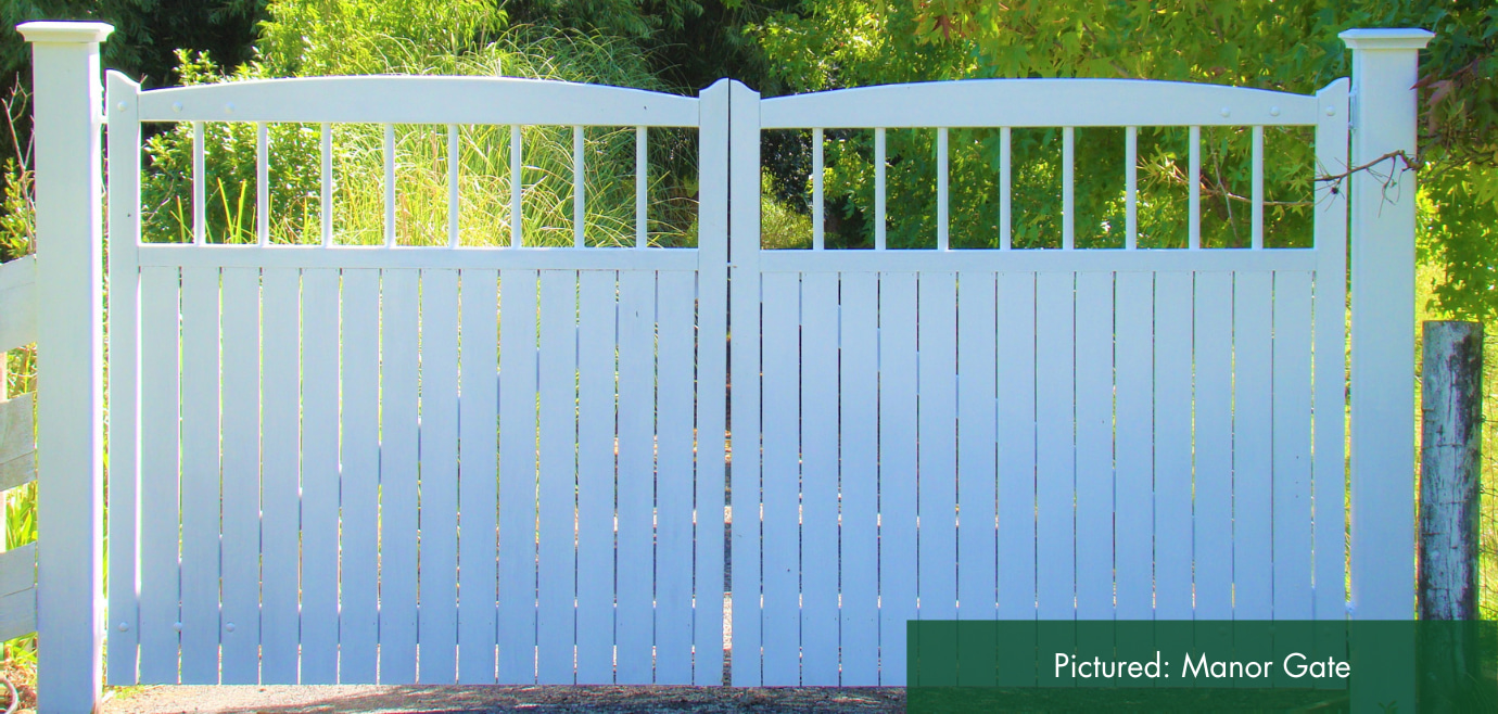 Timber Fencing Image 11 Manor Gate